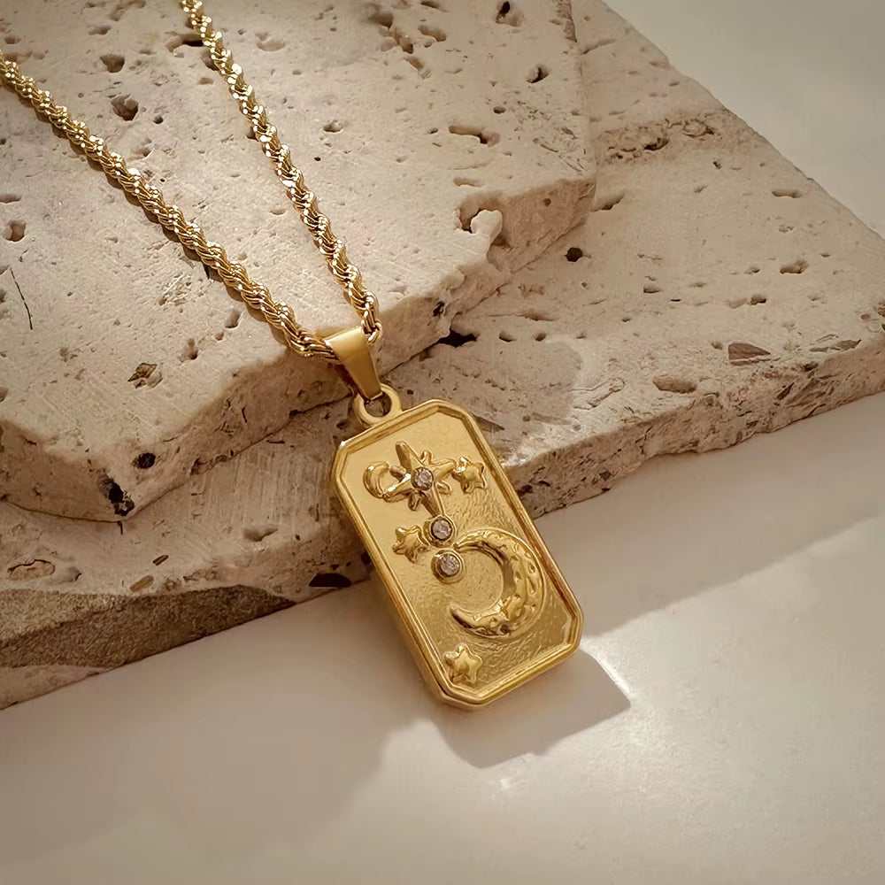 Vintage Glossy Gold Plated Hammered Irregular Pendant Neckalce for Women Moon Star Stainless Steel Twist Chain Necklaces Jewelry