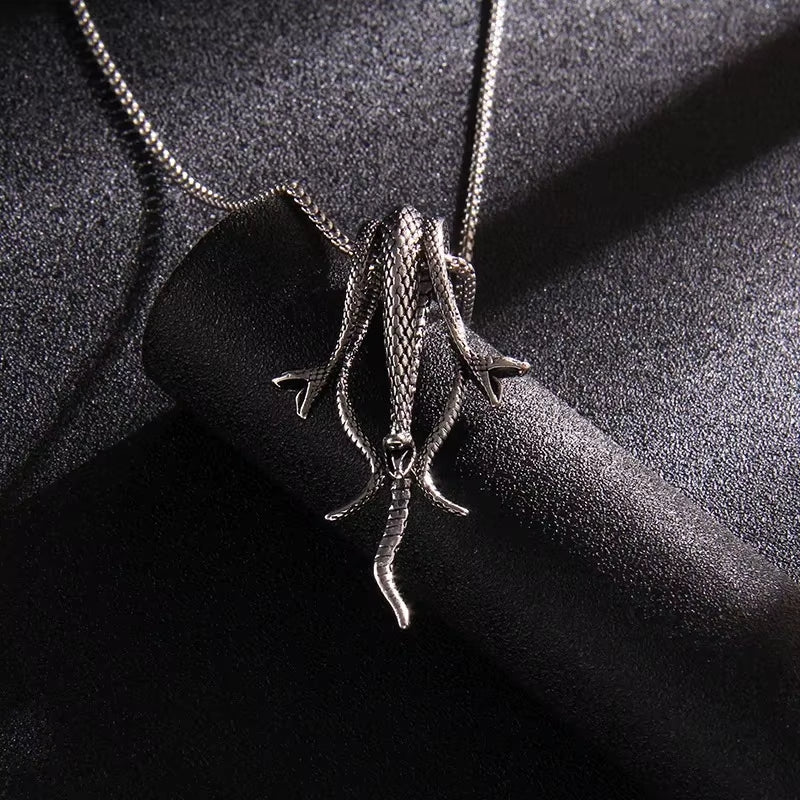 European and American Fashion Personality Retro Gothic Cross Necklace for Men and Women Street Hip-Hop Trendsetters Versatile Pe