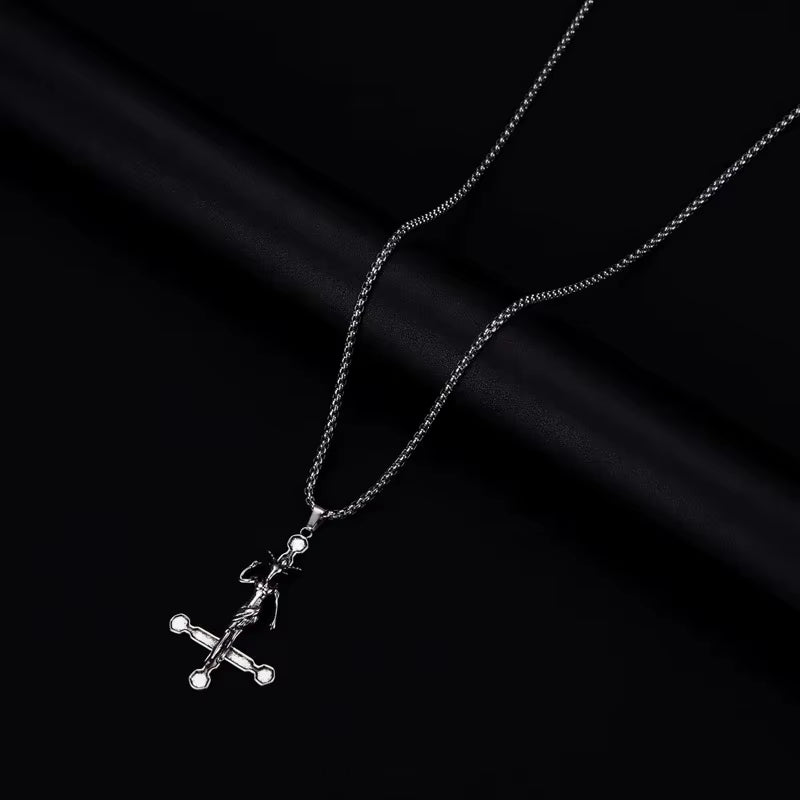 European and American Fashion Personality Retro Gothic Cross Necklace for Men and Women Street Hip-Hop Trendsetters Versatile Pe