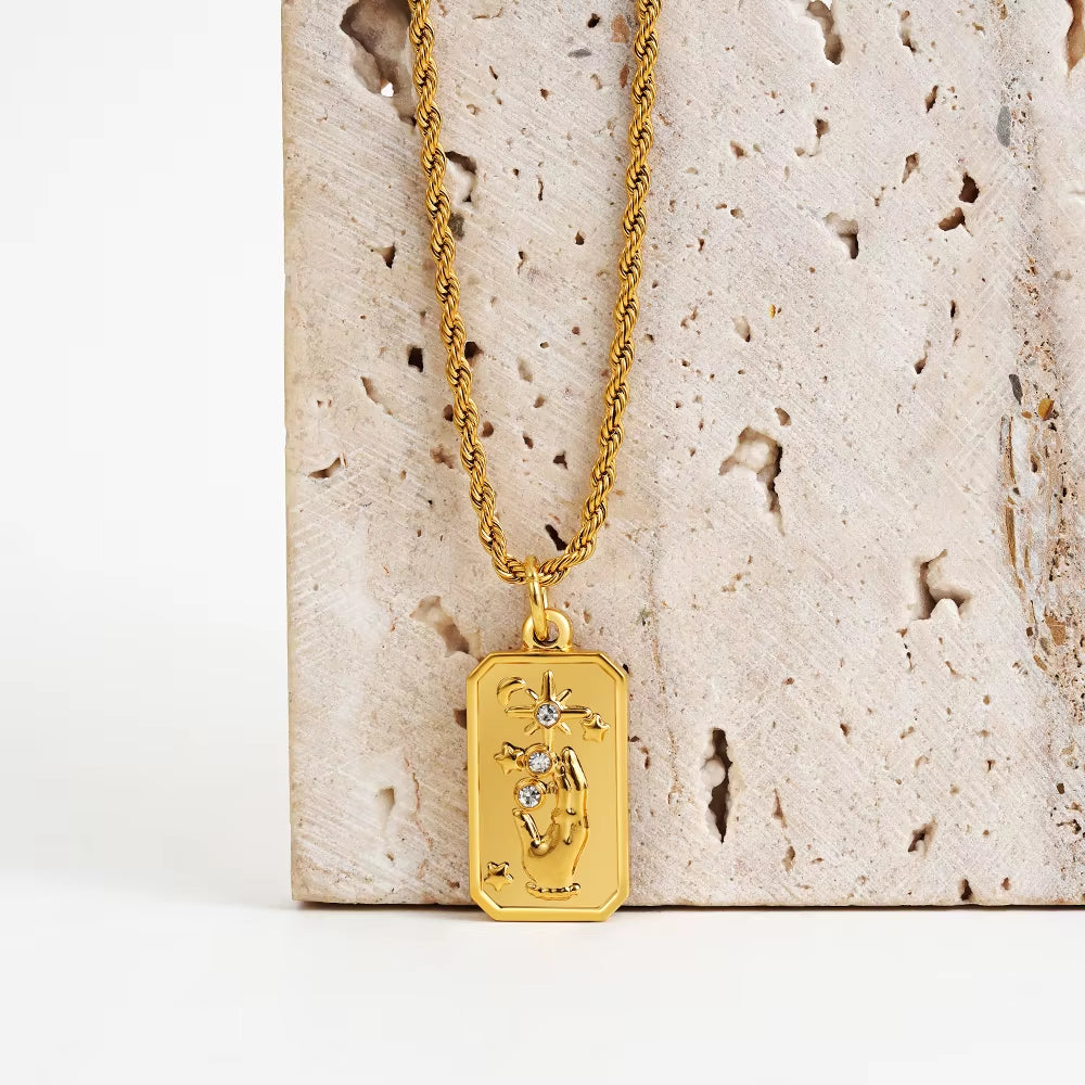 Vintage Glossy Gold Plated Hammered Irregular Pendant Neckalce for Women Moon Star Stainless Steel Twist Chain Necklaces Jewelry